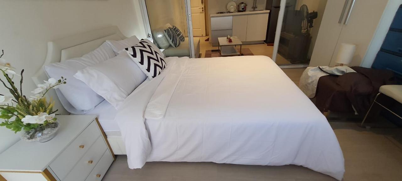 Jn Condotel The Azure Urban Resort Residences Paranaque City Екстер'єр фото