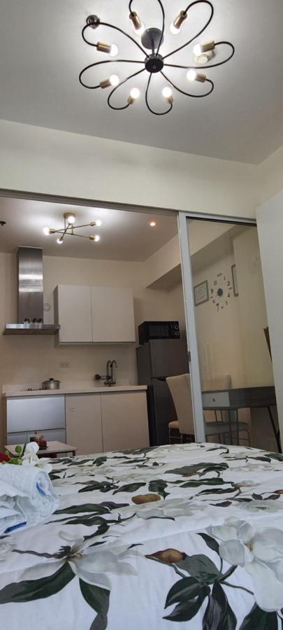Jn Condotel The Azure Urban Resort Residences Paranaque City Екстер'єр фото